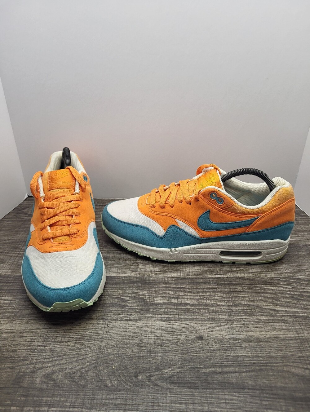 Nike Air Max 1 Mandarin Mineral Blue Orange White Mens Size 9 Shoes Sneakers